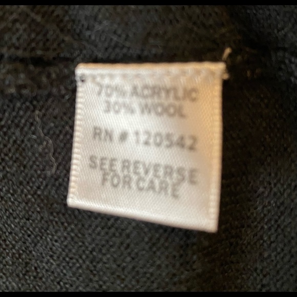 Gorgeous sequined cardigan. - Picture 5 of 5